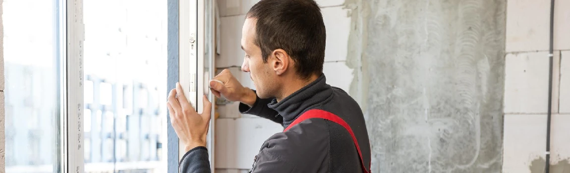 Emergency Cracked Windows Repair Services in Golden Gate, FL