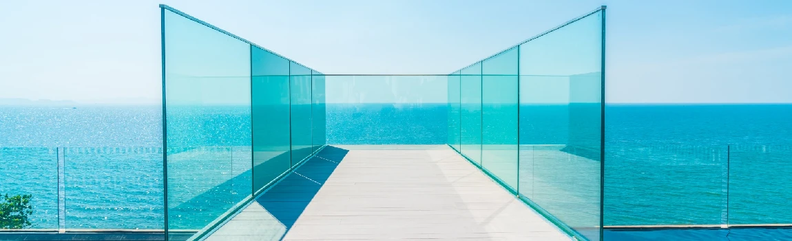 Customized Glass Pool Fence Repair Services in Golden Gate, FL