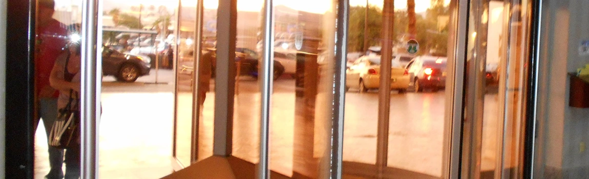 Storefront Glass Repair Cost in Golden Gate, FL