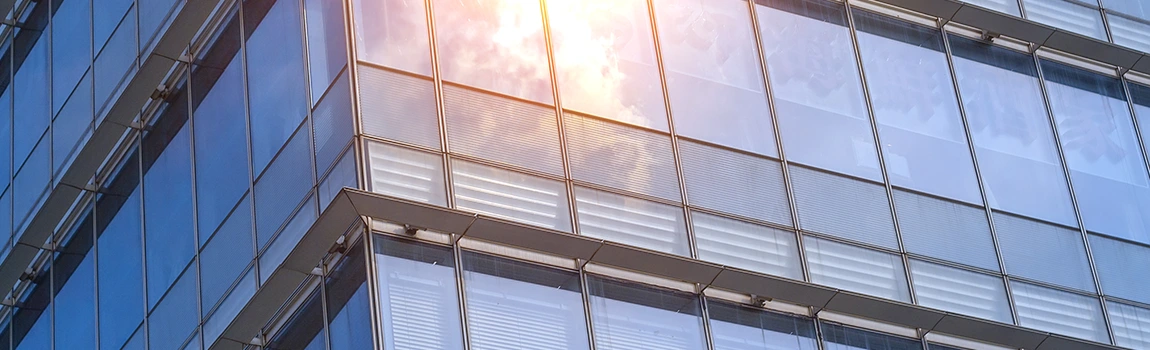 UV-Resistant Glass Experts in Golden Gate, FL